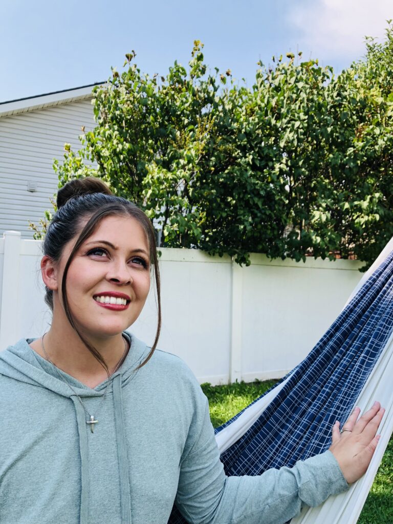 About outsideanddreamyeyed